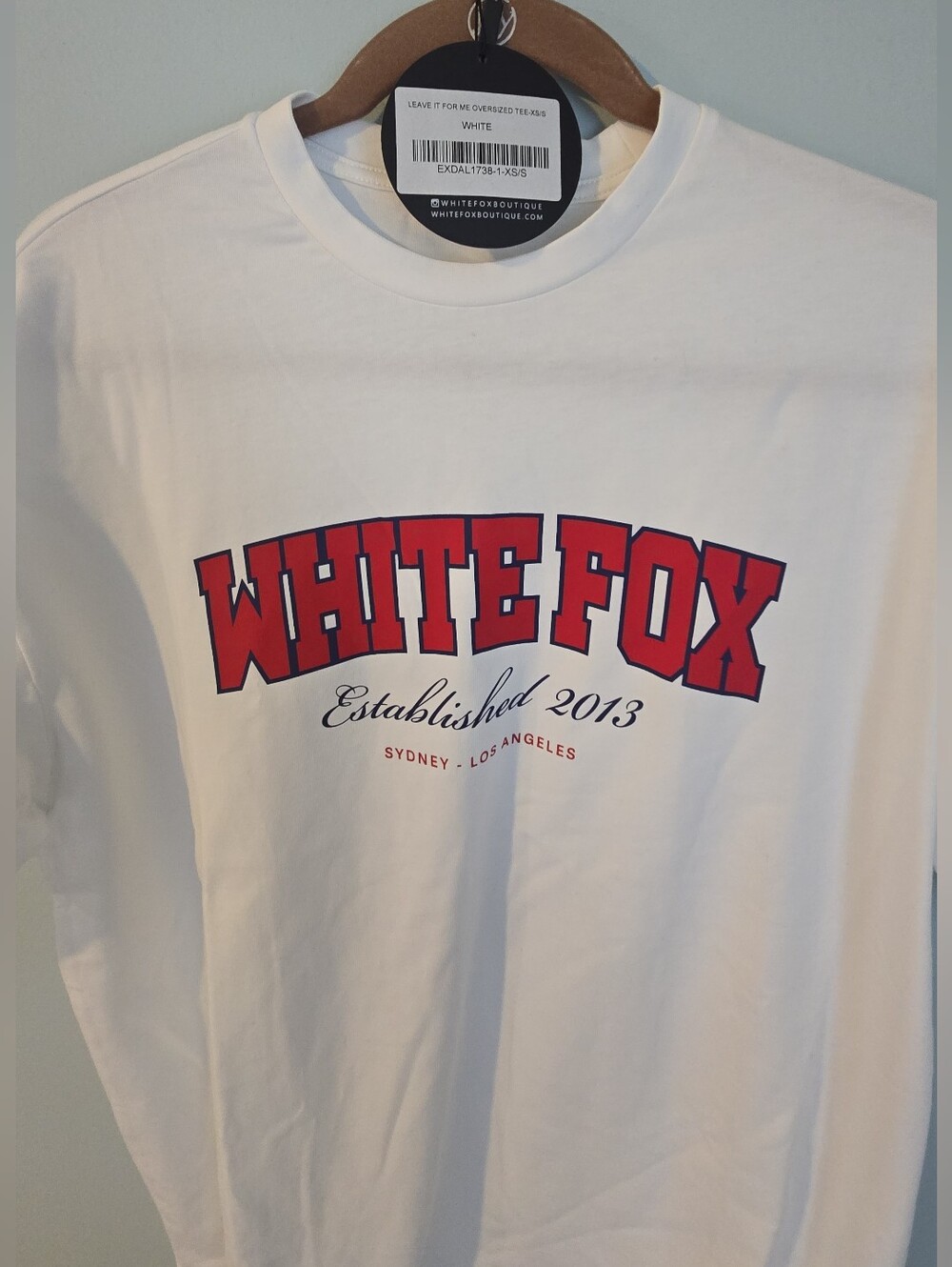 NWT Size L White Fox White Graphic Tee - White Fox Logo Unisex